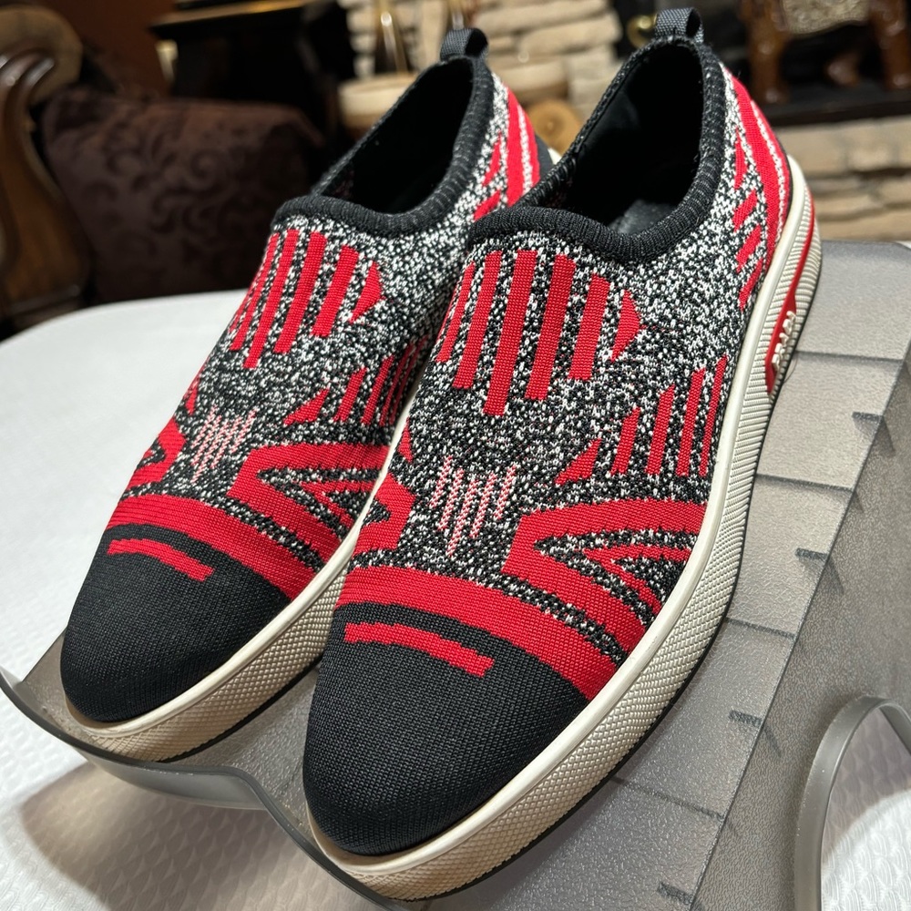 Prada shoes - Picture 9 of 16